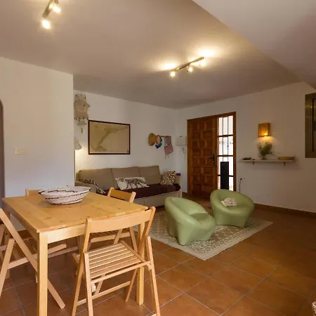 Innouthome Familiar Con Piscina Privada Numero U فيلة لاميتّيا ذي مار