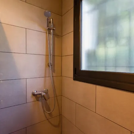 Innouthome Familiar Con Piscina Privada Numero U فيلة لاميتّيا ذي مار